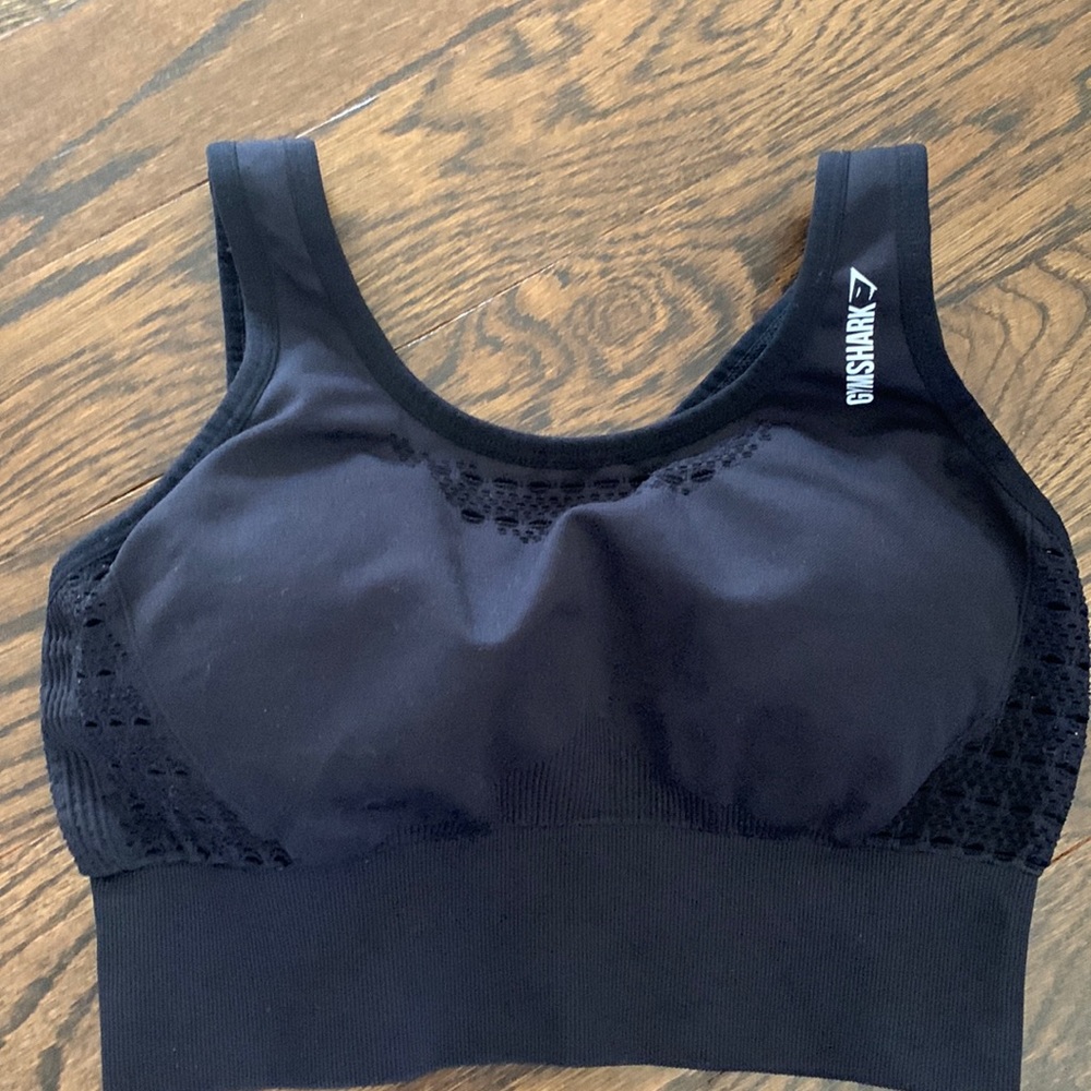 Gymshark black sports bra